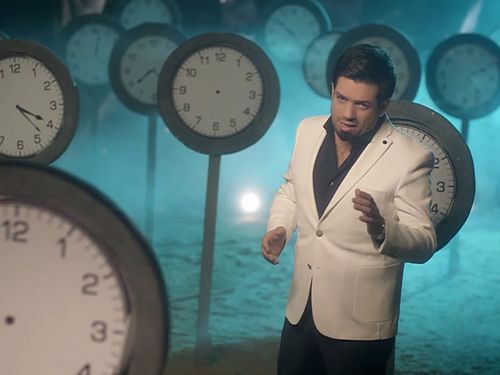 احمد شاكر ولا مرتاح فيديو كليب