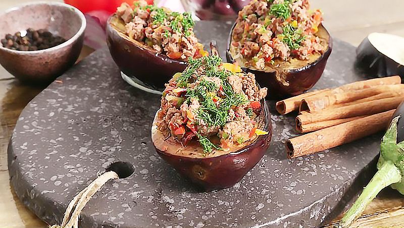 Baked Eggplant with Minced Beef Salsa