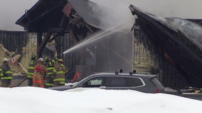 Explosion dans une église américaine : un pasteur et des pompiers blessés