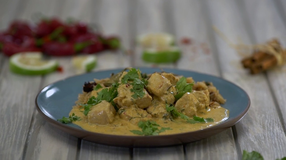Poulet Garama-sala avec Riz Pilau