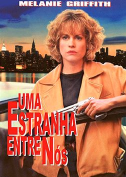 Uma Estranha Entre Nós
