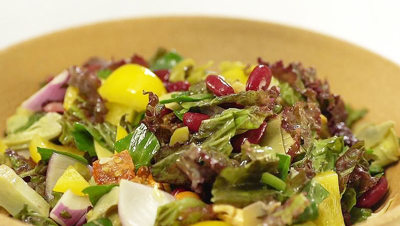 Artichoke Sun-dried Tomato Salad