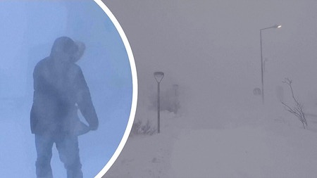 Une tempête de neige paralyse une ville russe avec des rafales à 145 km/h