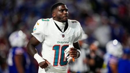 Dolphins Release WR Hill In Effort To Relieve Cap Space…