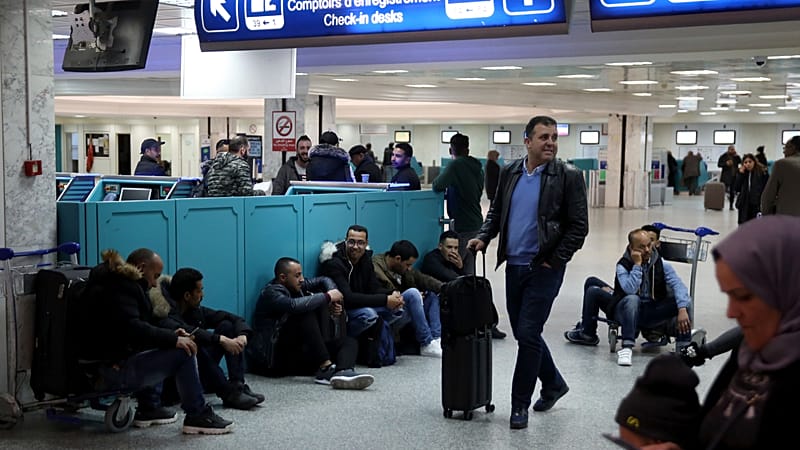 La Tunisie envisage d'agrandir son principal aéroport de Tunis-Carthage