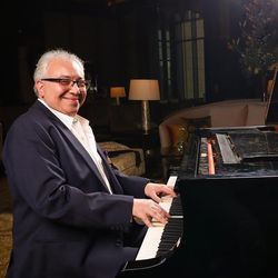 تتر مسلسل حضرة المحترم