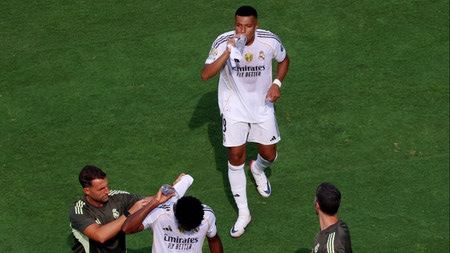 Kylian Mbappe: Football's New Superstar Post-Messi Era