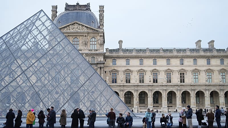 France : le Musée du Louvre augmente les billets pour les non-Européens