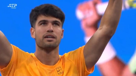 Alcaraz beats Dimitrov 6–2, 6–3 at Indian Wells