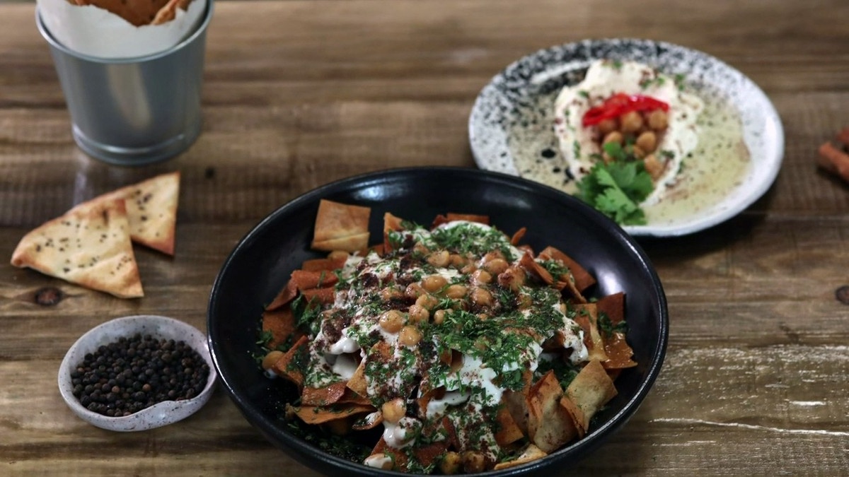 Fatta libanaise avec salade de Labné