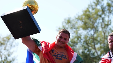 Rayno Nel, Premier Homme Le Plus Fort Du Monde Né En Afrique