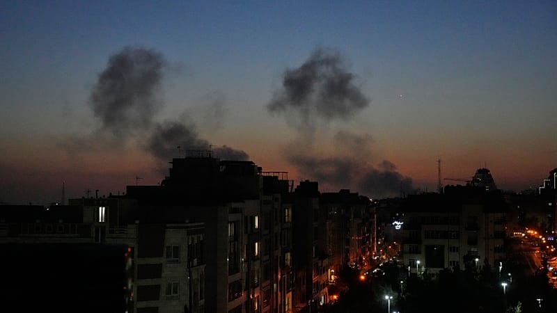 Israël affirme avoir frappé un aéroport iranien