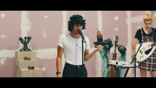 I Want To Get You Close To Me (Live)