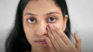 Comment Le Sommeil Affecte Les Rides, Le Collagène Et L'Acné