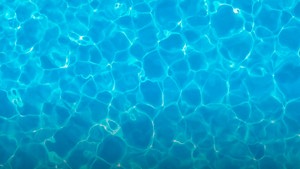 Mélanger Des Produits D'Entretien Pour Piscine Peut Être Mortel