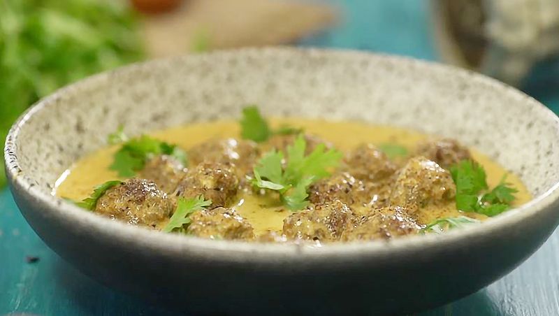 Meatball Gravy Herbs Sauce